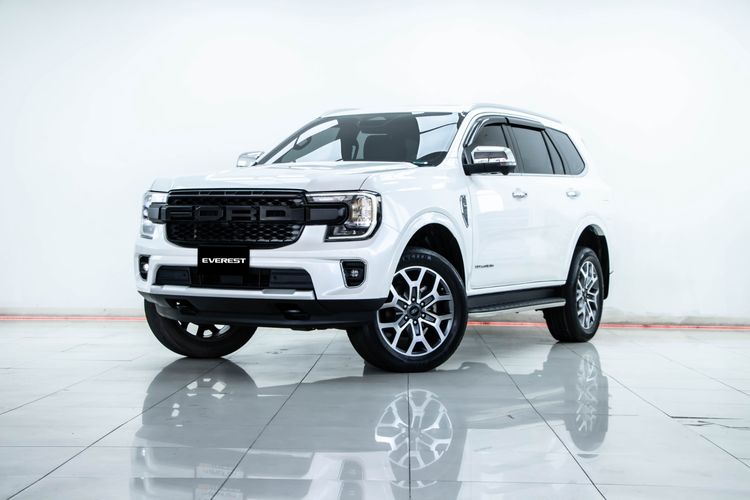 Ford Everest 2023 2.0 Bi-Turbo Titanium+ 4WD Utility-car ดีเซล ไม่ติดแก๊ส เกียร์อัตโนมัติ ขาว