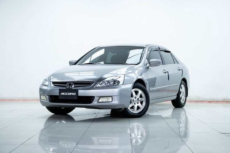 Honda Accord 2005 2.0 E Sedan เบนซิน ไม่ติดแก๊ส เกียร์อัตโนมัติ เทา