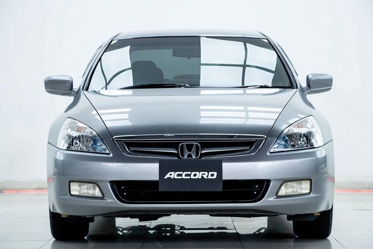 Honda Accord 2005 2.0 E Sedan เบนซิน ไม่ติดแก๊ส เกียร์อัตโนมัติ เทา รูปที่ 4