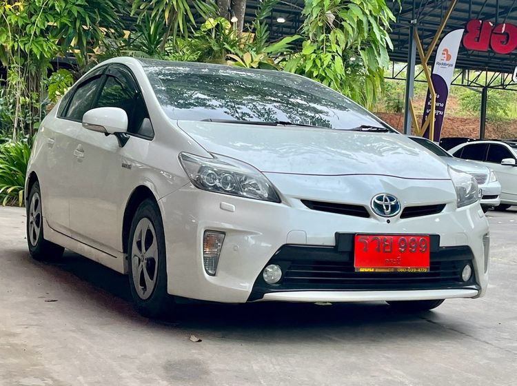 Toyota Prius 2012 1.8 Hybrid Top Grade Sedan ไฮบริด ไม่ติดแก๊ส เกียร์อัตโนมัติ ขาว รูปที่ 3