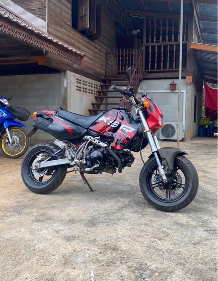 Kawasaki 2009 ksrตัวเก่าสีแดงดำ
