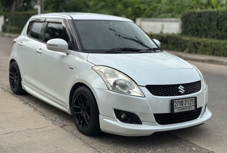 รถ Suzuki Swift 1.2 GLX สี ขาว