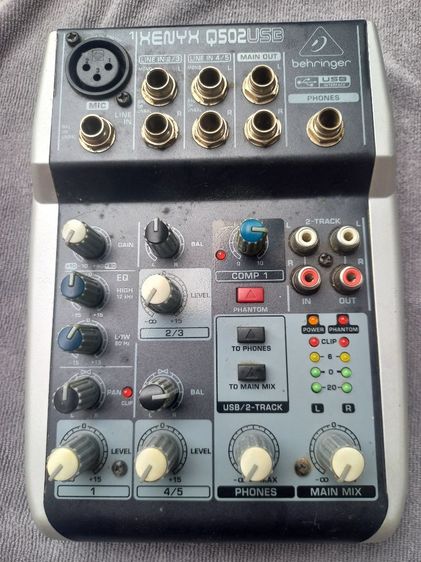 ขาย Behringer XENYX Q502USB มิกเซอร์ USB พร้อมอะแดปเตอร์ ใช้งานปกติ ของแท้ ราคา 1,800 บาท