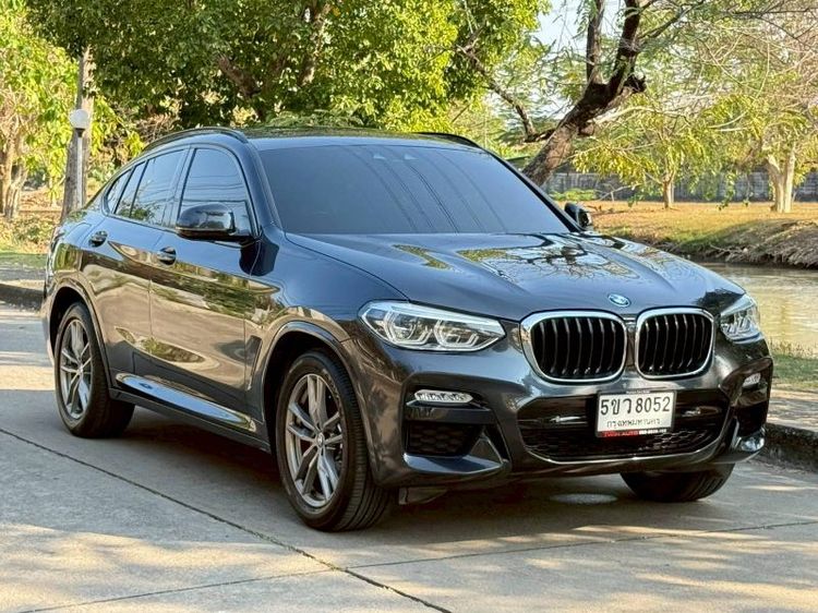 รถ BMW X4 2.0 xDrive20d M Sport 4WD สี เทา