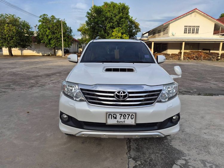Toyota Fortuner 2012 3.0 G 4WD Utility-car ดีเซล ไม่ติดแก๊ส เกียร์อัตโนมัติ ขาว