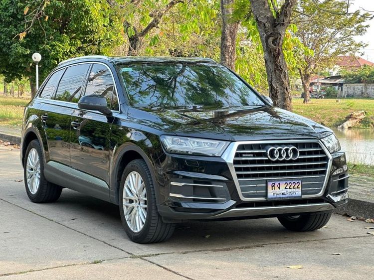 รถ Audi Audi Q7  2.0 TFSI quattro 4WD สี ดำ