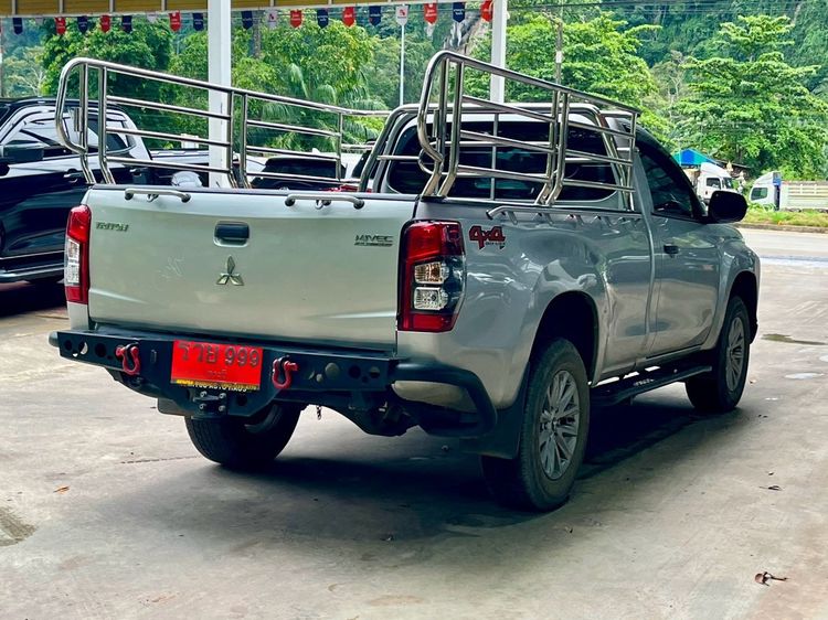 Mitsubishi Triton 2022 2.4 GL 4WD Pickup ดีเซล ไม่ติดแก๊ส เกียร์ธรรมดา เทา รูปที่ 3