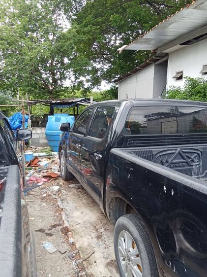 Toyota Hilux Vigo 2012 2.5 E Sedan ดีเซล เกียร์ธรรมดา ดำ รูปที่ 3