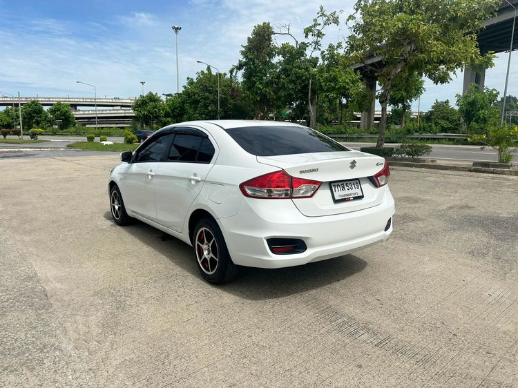 Suzuki Ciaz 2018 1.2 GL Sedan เบนซิน ไม่ติดแก๊ส เกียร์อัตโนมัติ ขาว รูปที่ 4