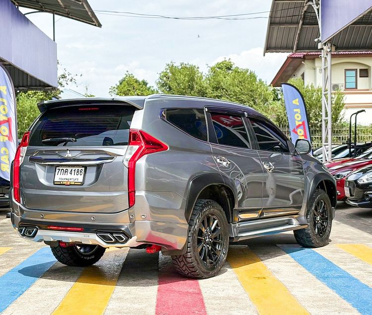 Mitsubishi Pajero Sport 2017 2.4 GT Premium 2WD Utility-car ดีเซล ไม่ติดแก๊ส เกียร์อัตโนมัติ บรอนซ์เงิน รูปที่ 3