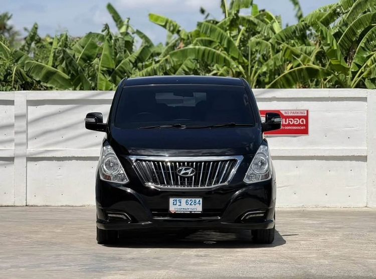 Hyundai H-1 2016 2.5 Elite Van ดีเซล ไม่ติดแก๊ส เกียร์อัตโนมัติ ดำ รูปที่ 2