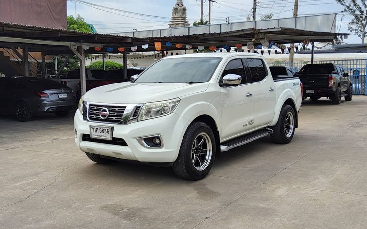 รถ Nissan NP300-NAVARA 2.5 Calibre EL สี ขาว