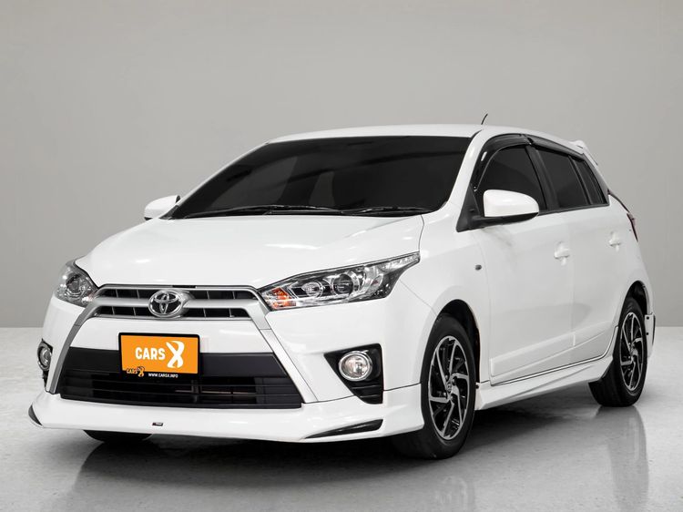 รถ Toyota Yaris 1.2 E สี ขาว
