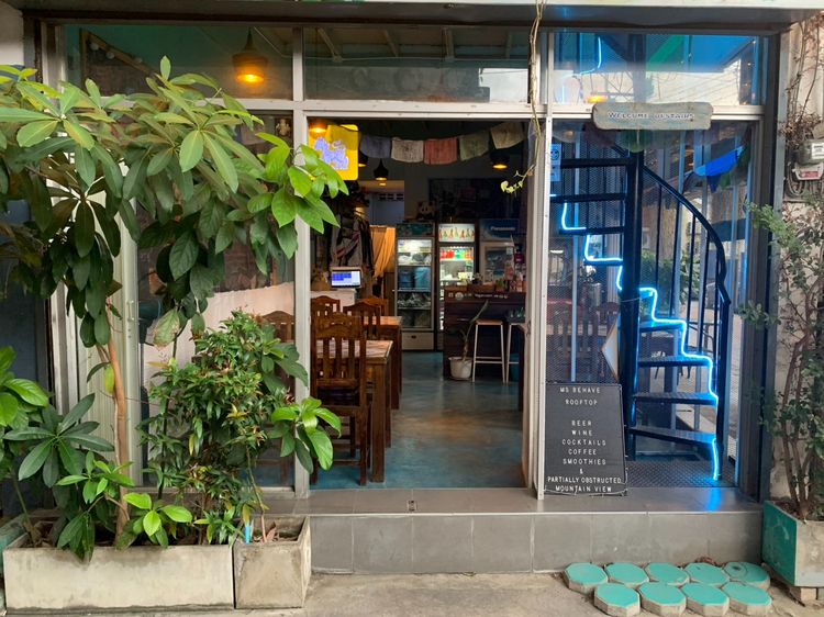 เซ้งกิจการร้านอาหาร พร้อม Rooftop Bar 3 ชั้น ย่านเมืองเก่าเชียงใหม่ ทำเลทอง ใกล้ประตูท่าแพ พร้อมอุปกรณ์ครบ รูปที่ 3