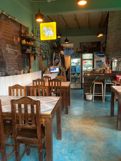 เซ้งกิจการร้านอาหาร พร้อม Rooftop Bar 3 ชั้น ย่านเมืองเก่าเชียงใหม่ ทำเลทอง ใกล้ประตูท่าแพ พร้อมอุปกรณ์ครบ รูปที่ 4
