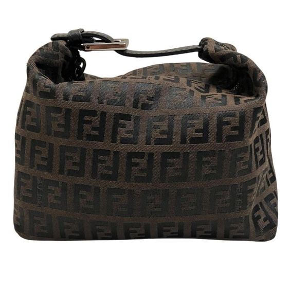 Fendi รูปที่ 2