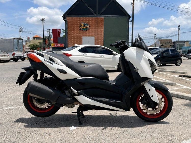 xmax 300 ปี2021 รูปที่ 2