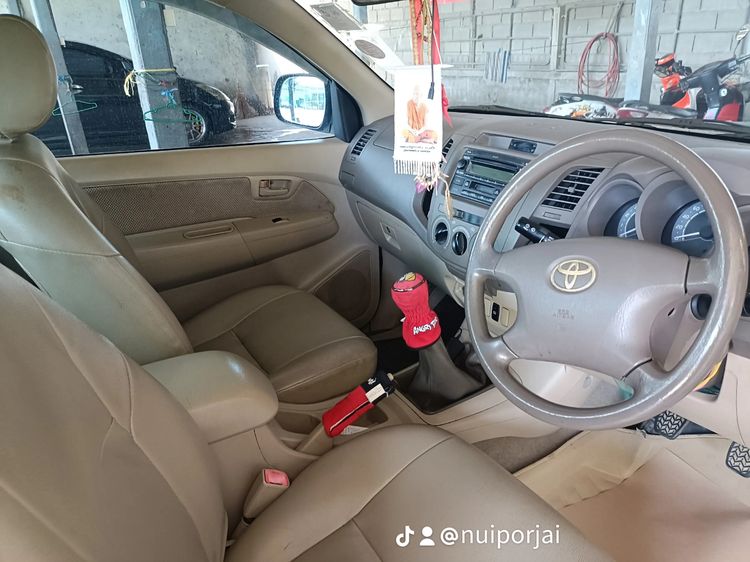 Toyota Hilux Vigo D4D 2005 รุ่นย่อยอื่นๆ Pickup ดีเซล ไม่ติดแก๊ส เกียร์ธรรมดา บรอนซ์เงิน รูปที่ 4