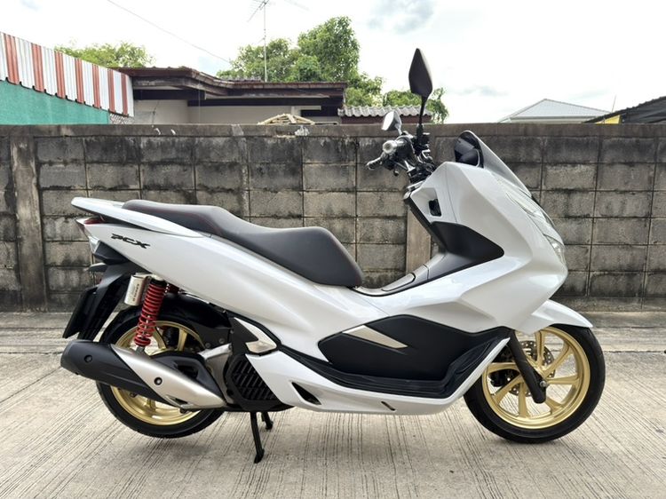 2018 ขาย HONDA PCX 150cc จดทะเบียนปี2019 สภาพสวยมากเดิมๆ รถมือเดียว