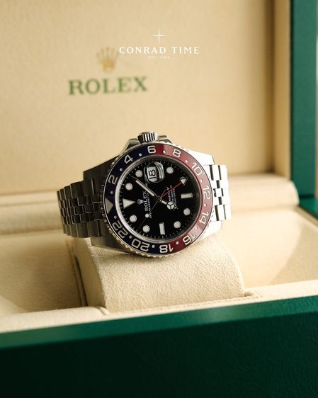 Rolex GMT-Master II 126710BLRO Pepsi' Black Dial Jubilee 40mm.  รูปที่ 5