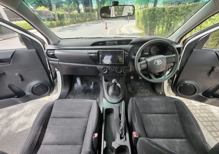 Toyota Hilux Revo 2015 2.4 J Pickup ดีเซล เกียร์ธรรมดา ขาว รูปที่ 4