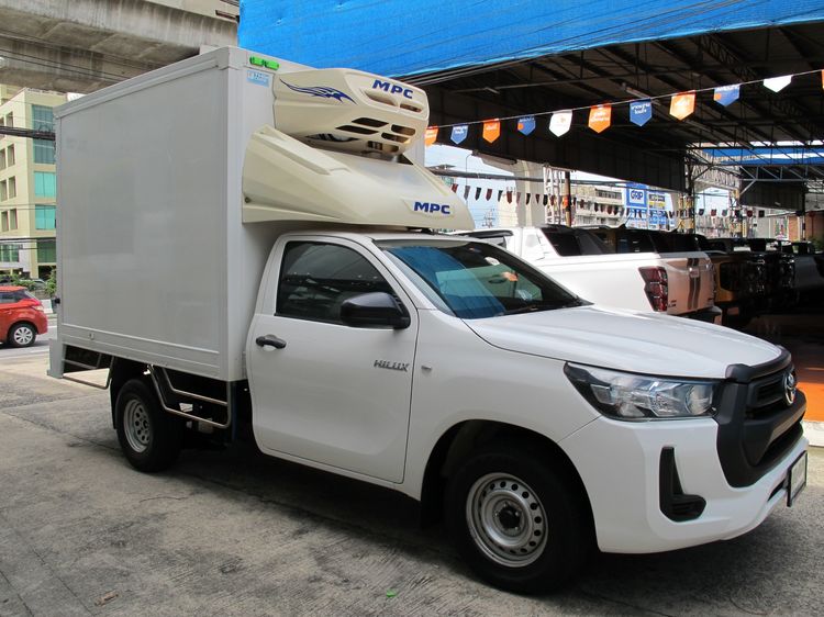 Toyota Hilux Revo 2021 2.4 Entry Van ดีเซล ไม่ติดแก๊ส เกียร์ธรรมดา ขาว รูปที่ 2