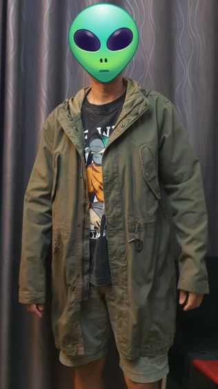 เสื้อโค้ท H&M คอลเลกชัน "Divided Blue Supply Company"