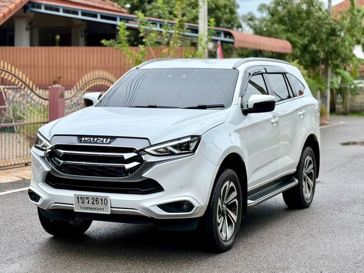 Isuzu MU-X 2021 3.0 4WD Utility-car ดีเซล ไม่ติดแก๊ส เกียร์อัตโนมัติ ขาว