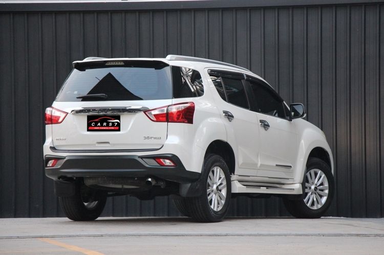 Isuzu MU-X 2017 1.9 Elegant Smart 2WD Utility-car ดีเซล ไม่ติดแก๊ส เกียร์อัตโนมัติ ขาว รูปที่ 3