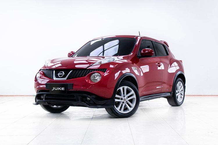 รถ Nissan Juke 1.6 V สี แดง