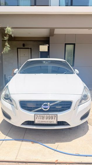รถ Volvo S60 1.6 Drive สี ขาว