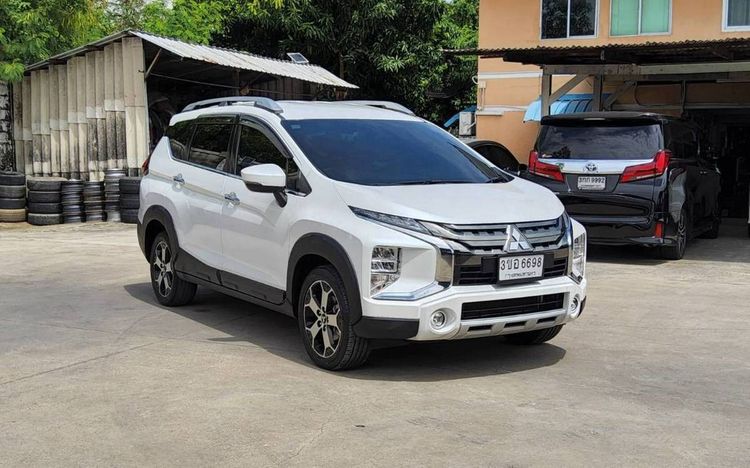 Mitsubishi Xpander 2021 1.5 Cross Utility-car เบนซิน ไม่ติดแก๊ส เกียร์อัตโนมัติ ขาว รูปที่ 3