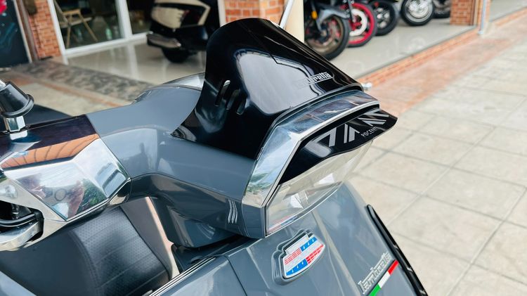 Lambretta X300 จดปี 24 ไมล์ 4910 km. รูปที่ 8