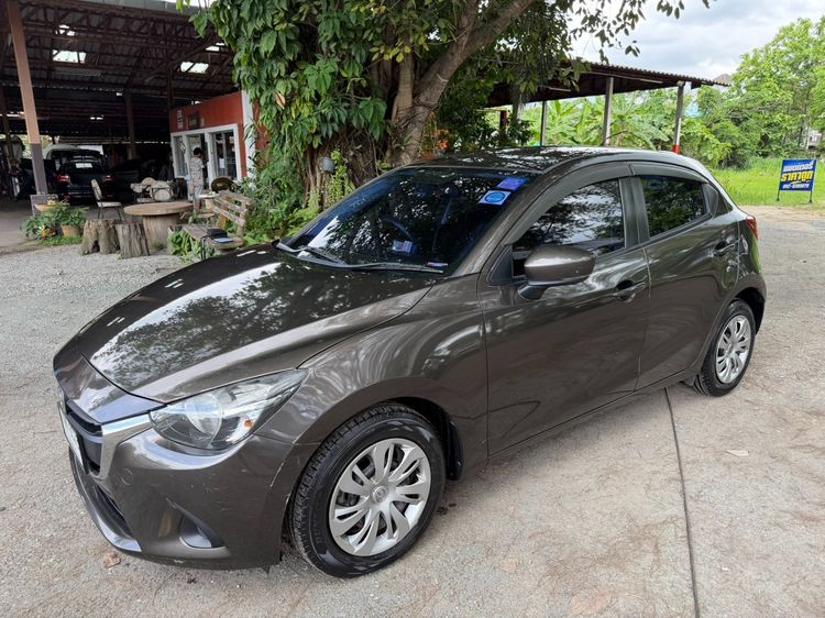 Mazda Mazda 2 2018 1.3 Standard Sedan เบนซิน เกียร์อัตโนมัติ น้ำตาล รูปที่ 2