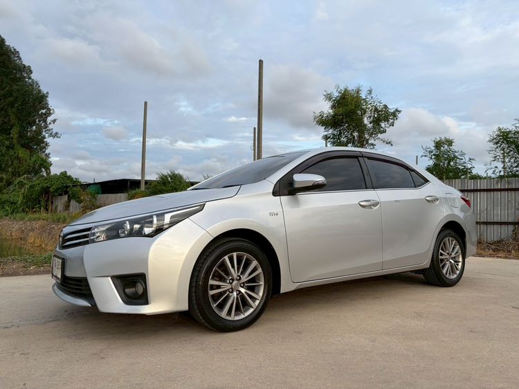Toyota Altis 2014 1.8 E Sedan เบนซิน LPG เกียร์อัตโนมัติ บรอนซ์เงิน รูปที่ 3
