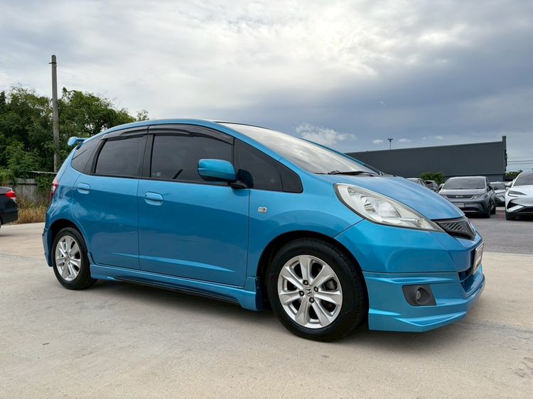 Honda Jazz 2013 1.5 V i-VTEC Sedan เบนซิน ไม่ติดแก๊ส เกียร์อัตโนมัติ ฟ้า