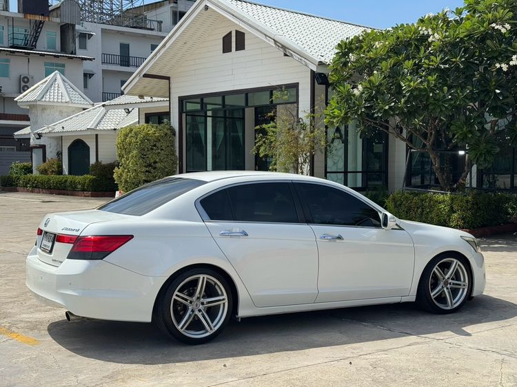 Honda Accord 2010 2.4 EL i-VTEC Sedan เบนซิน ไม่ติดแก๊ส เกียร์อัตโนมัติ ขาว รูปที่ 4