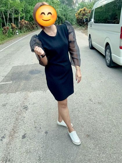 ชุดเดรทดำ