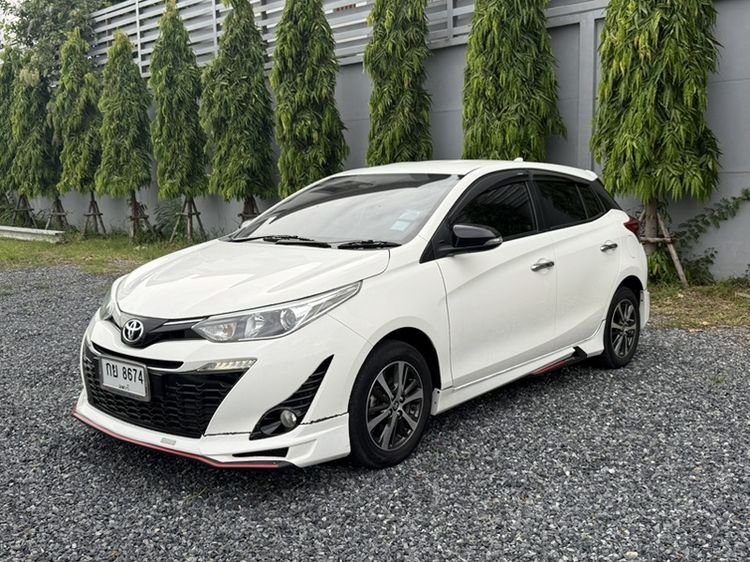 รถ Toyota Yaris 1.2 G Plus สี ขาว