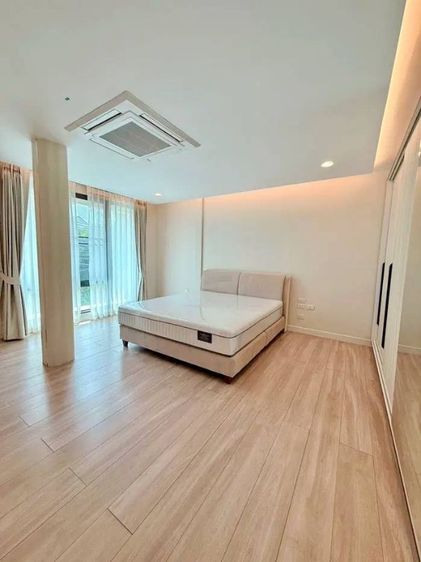 ตกแต่งครบ 🏡 Premium Townhome for Rent | Sukhumvit 49ทาวน์โฮมหรูให้เช่า | สุขุมวิท 49 แต่งสวยมาก• Usable Area: 230 sq.m. รูปที่ 4