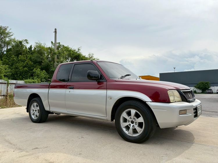 รถ Mitsubishi L200-Strada รุ่นย่อยอื่นๆ สี บรอนซ์เงิน