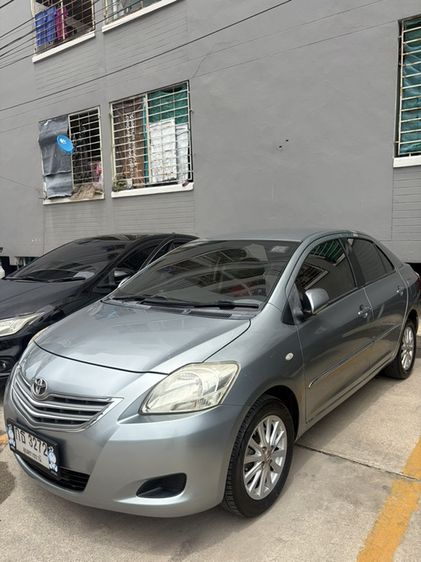 รถ Toyota Vios 1.5 E สี เทา