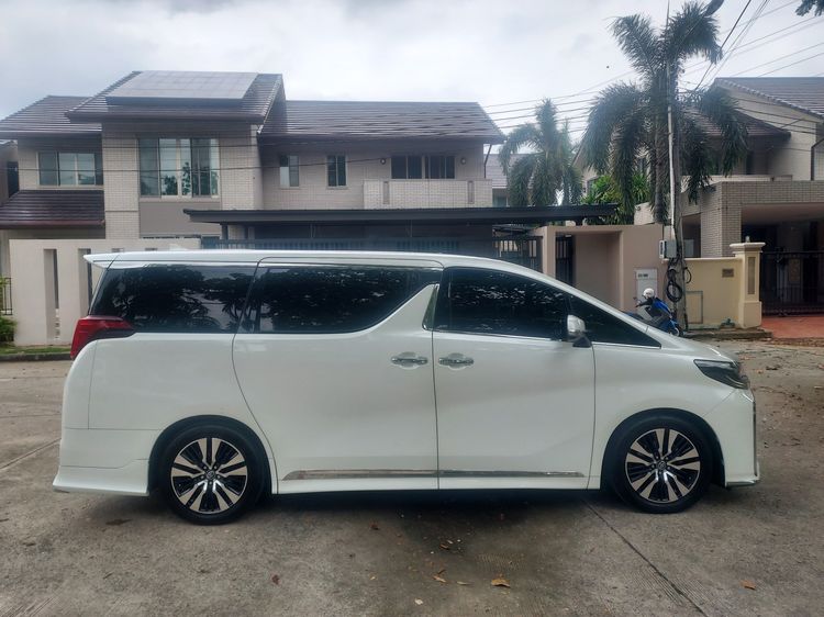 รถ Toyota Alphard 2.5 S C-Package สี ขาว