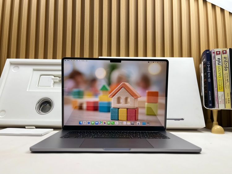 MacBook Air 15-inch M3 2024 Ram8GB SSD512GB Space Gray