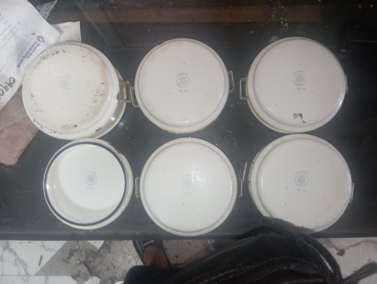 ปิ่นโตหูหิ้วไม้ ตรา Kockums Sweden เป็นเหล็กเคลือบอีนาเมล ขนาด 12ซม. 5ชั้น เป็นของเก่ามาก และสภาพดีสมบูรณ์ รูปที่ 9
