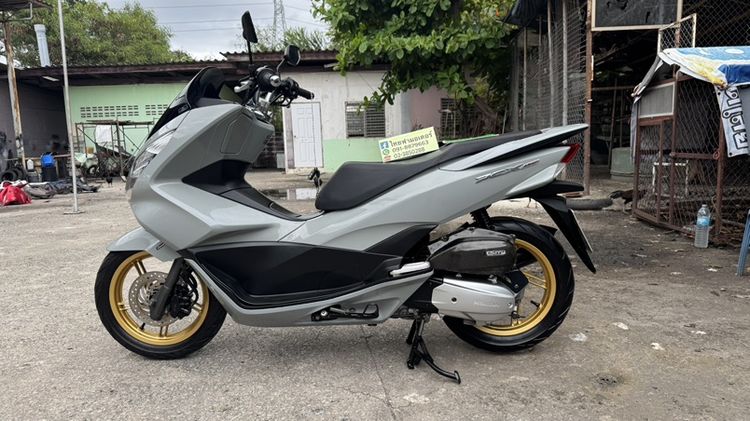 HONDA PCX 150 LED เครื่องดีมากสีสวยมากต้องมาดูของจริงมีสถานที่ให้ทดลองขับขี่ก่อนซื้อ รูปที่ 3