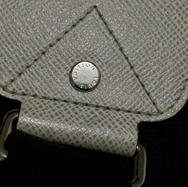 Louis Vuitton Avenue Sling Bag รูปที่ 5