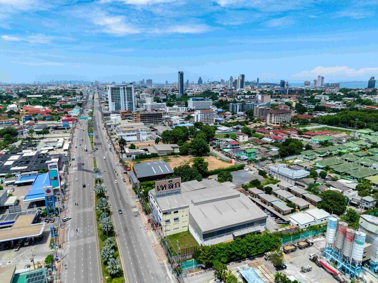 ขายที่ดินและสิ่งปลูกสร้าง พร้อมกิจการ ติดถนนสุขุมวิท พัทยา รูปที่ 3