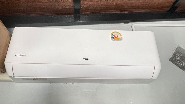 แอร์ติดผนัง เป็นระบบอินเวอร์เตอร์ Tcl แอร์ 18,000 BTU ใช้งานน้อยพึ่งติด