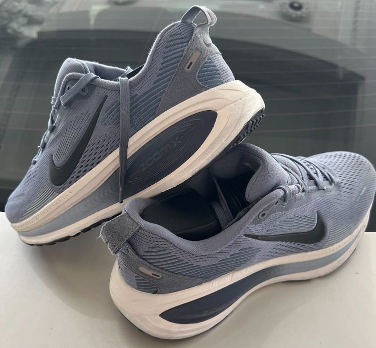 ขายถูก Nike Vomero 18 size 40/250cm สภาพดี นุ่มใสสบาย ของแท้ 100% รูปที่ 5